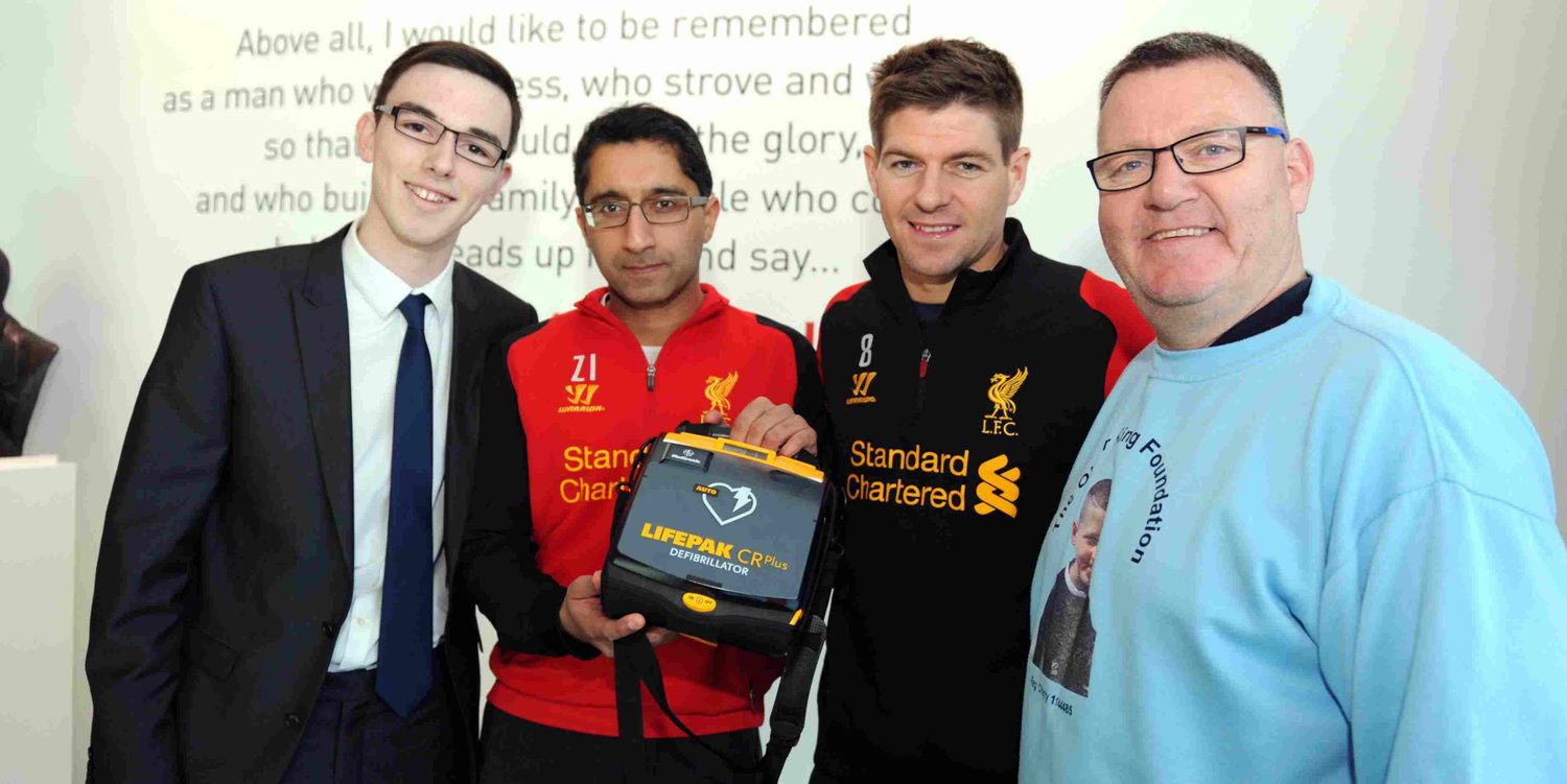 Dr Zaf with Steven Gerrard and the Oliver King Foundation defibrillator campaign